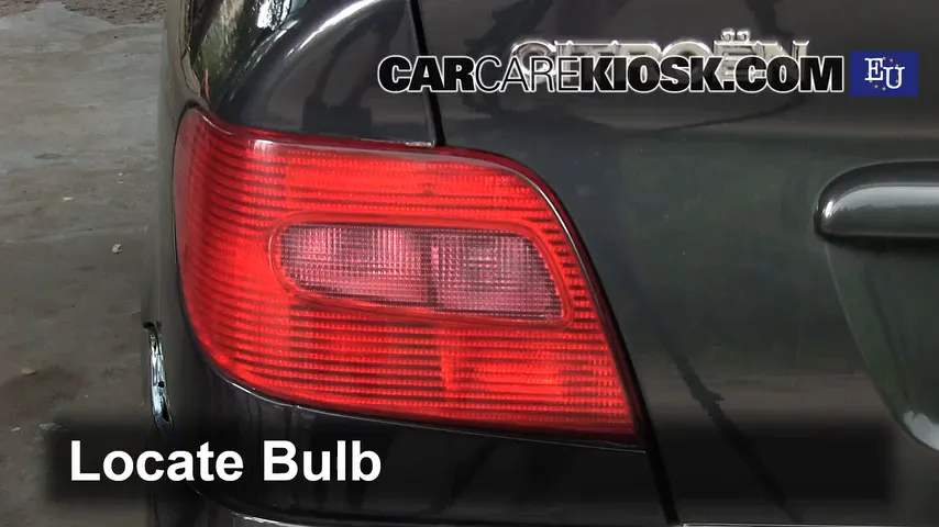 2005 Citroen Xsara SX Hatchback 1.6L 4 Cyl. Lights Tail Light (replace bulb)